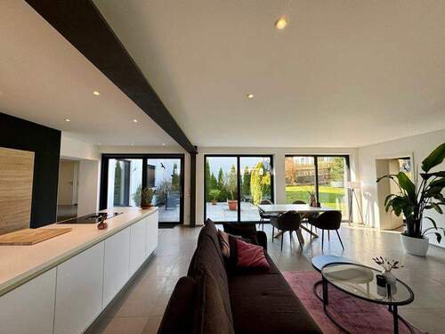 Küche/ Wohn-/Essbereich - 4 Zimmer Etagenwohnung in Vaihingen an der Enz / Aurich