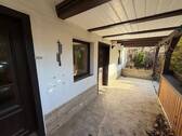 Veranda mit Zugang zum Haus - 