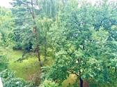 Blick aus ihrer Wohnung - 