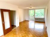 Wohnzimmer - 2 Zimmer Etagenwohnung in Nürnberg