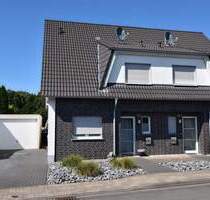 Moderne, junge Doppelhaushälfte mit Garage in naturnaher Lage - Beckum