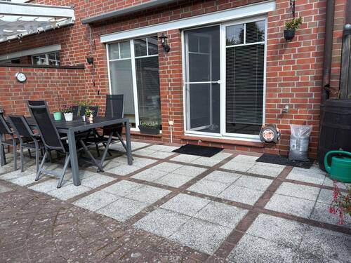 großzügige Terrasse - 5 Zimmer Reihenendhaus zum Kaufen in Appen