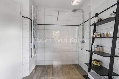 Weitere Ansicht Badezimmer - 