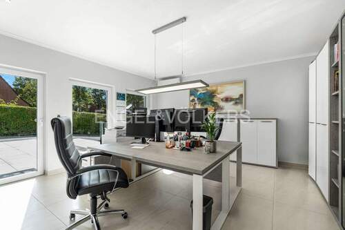 Arbeitszimmer - 