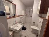 Abstellraum/Dusche/WC - 