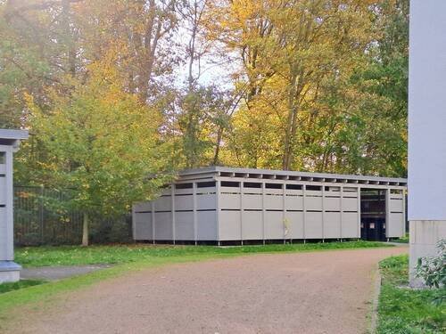 Funktionales Müllhäuschen - 