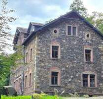 Tolle 2 Raum- Dachgeschoss- Wohnung unterhalb der Burg Kriebstein zu vermieten!