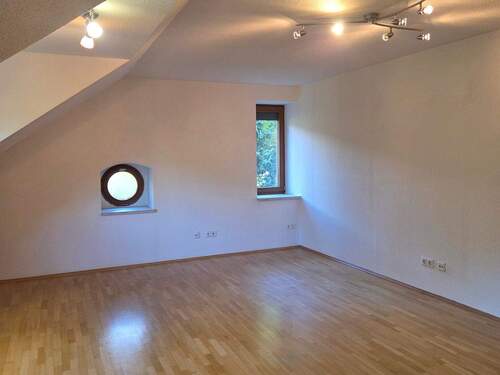 Wohnzimmer - Etagenwohnung mit 68,00 m² in Kriebstein zur Miete
