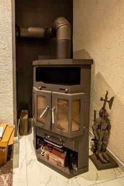 Haupthaus, OG: Kaminofen - 