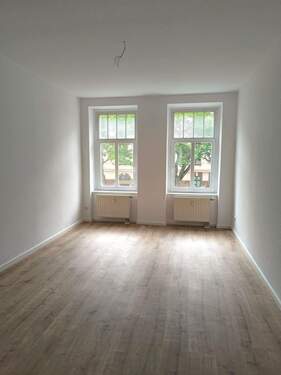 Wohnzimmer - Frisch renovierte 3-Zimmer Wohnung in Leipzig-Eutritzsch
