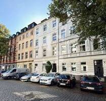 Hochwertig modernisierter Altbau - exklusive 2-Zimmer-Wohnung mit Balkon in Flingern - Düsseldorf Flingern Nord