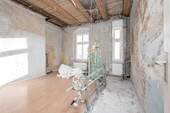 WE27 Bad hinten und Zimmer roh - 