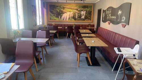 Gastraum - Gaststätte, Restaurant, Lokal in Triberg im Schwarzwald zur Miete