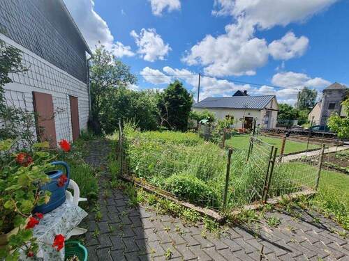 Garten - Einfamilienhaus mit 135,00 m&sup2; in Oberroßbach zum Kaufen