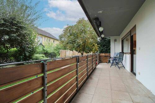 Balkon EG - 1 Zimmer Mehrfamilienhaus, Wohnhaus in Lonnerstadt