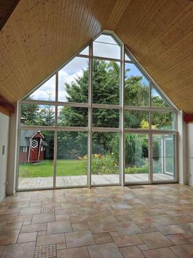 und wundervollen Blick in den Garten - 