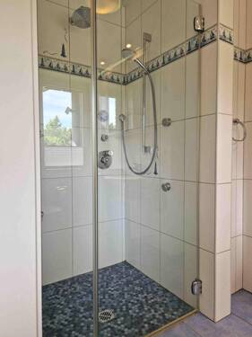 Mit Dusche - 