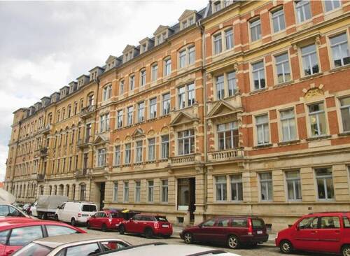 11 sanierter Altbau - 