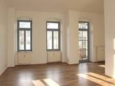 1 Wohnen - Schöne hohe Räume mit Sonnen-Balkon