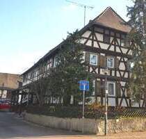 CHARMANTES FACHWERKHAUS MIT AUSBAUMÖGLICHKEIT UND WEITEREM GRUNDSTÜCK - Ettlingen Ettlingenweier