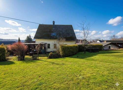 Bild 3 - 6 Zimmer Einfamilienhaus in Bretthausen