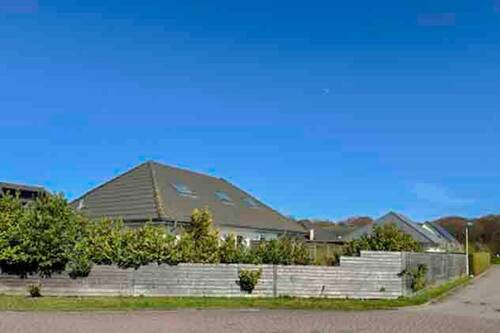 Grundstücksgrenze - 5 Zimmer Einfamilienhaus in Sassnitz