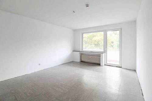 Wohnzimmer 2.OG Mitte rechts - 2 Zimmer Etagenwohnung in Duisburg