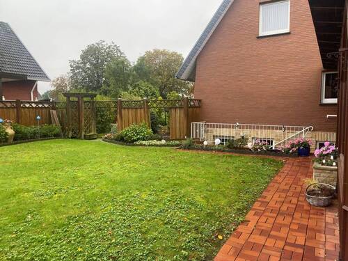 Garten 2 - Charmentes EFH in guter Lage - 245.000,00 EUR Kaufpreis, ca.  131,00 m² Wohnfläche