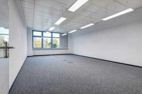 Bürofläche - Renovierte Bürofläche bezugsfrei nach Absprache - All-in-Miete