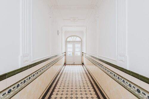 Ihr Entrée - 5 Zimmer Etagenwohnung zum Kaufen in Berlin