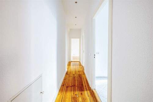 Flur - Etagenwohnung mit 62,10 m² in Berlin zum Kaufen