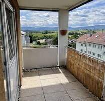Helle 3,5-Zimmerwohnung mit praktischem Schnitt und Balkon! - Albershausen