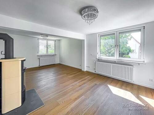 Wohn-Esszimmer - 4 Zimmer Einfamilienhaus zur Miete in Kehl