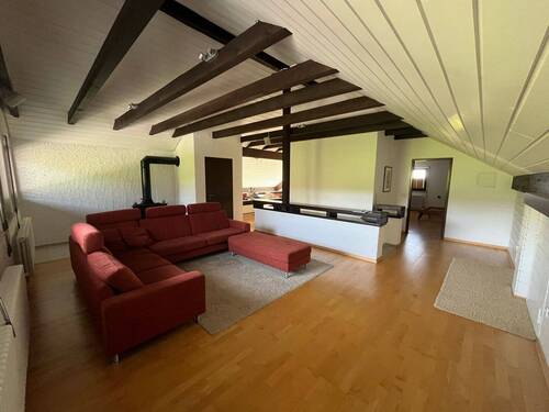 Dachgeschoss Wohnen.jpg - 7 Zimmer Einfamilienhaus zum Kaufen in Ammerbuch