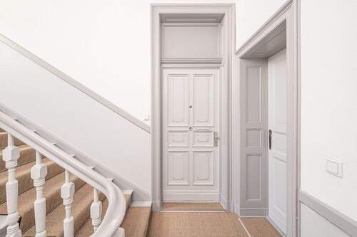 Beu4 Treppenhaus (5) - Etagenwohnung mit 46,20 m&sup2; in Berlin zum Kaufen