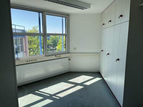 Büro - 7 Zimmer Büro zum Kaufen in München