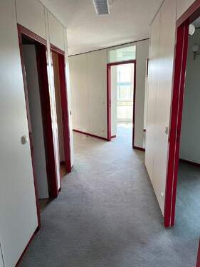 Flur - 7 Zimmer Büro in München