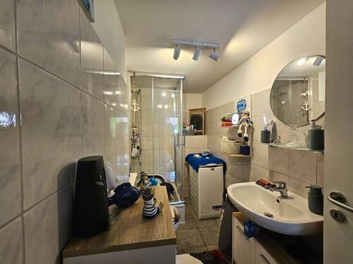 Duschbad Souterrain - 