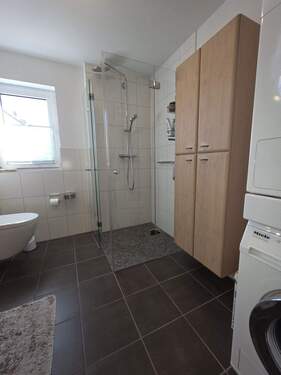 Dusche/Waschmaschine/Trockner - 