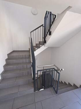 Treppenhaus - 3 Zimmer Etagenwohnung in Kandern