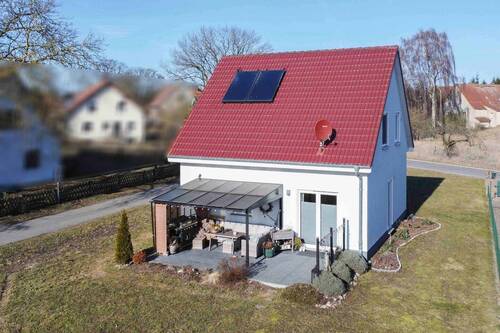 Ansicht Rückseite (Südwest) - 4 Zimmer Einfamilienhaus zum Kaufen in Feldberger Seenlandschaft