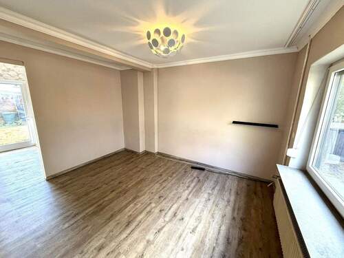 Wohnzimmer (Original) - 3 Zimmer Etagenwohnung zum Kaufen in Kassel