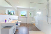 Badezimmer im Erdgeschoss - 