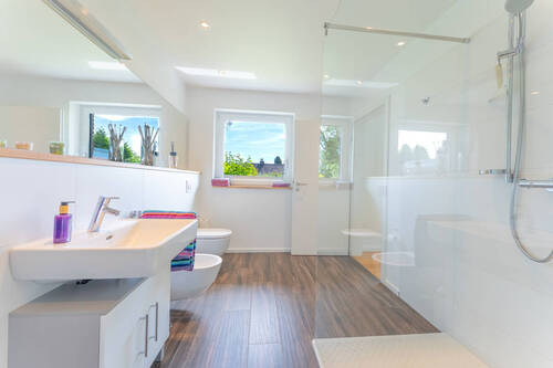 Badezimmer im Erdgeschoss - 