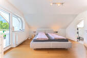 Elternschlafzimmer mit Ensuite-Bad - 