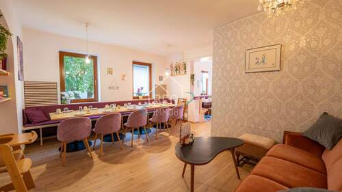 Gewerbe Fläche EG - 