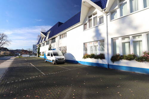 V9321-1 Außenansicht 2 - Halle in Quickborn zum Kaufen