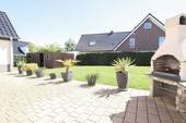 11 Terrasse, Grill und Garten - 