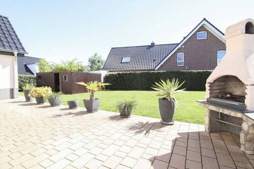 11 Terrasse, Grill und Garten - 