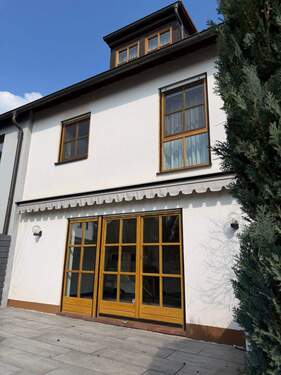 Terrasse - 6 Zimmer Reihenendhaus in Herzogenaurach